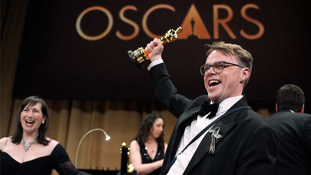 “Mr. Nobody Against Putin” wins Oscar for best documentary